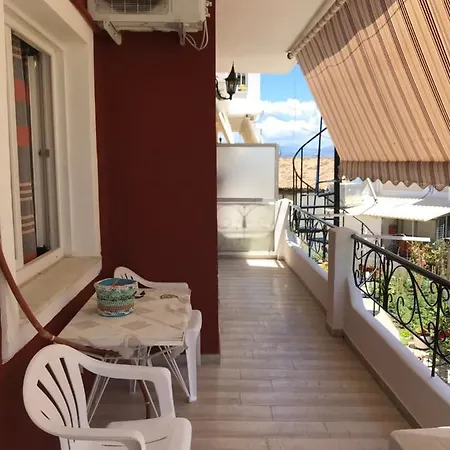Διαμέρισμα Loula's